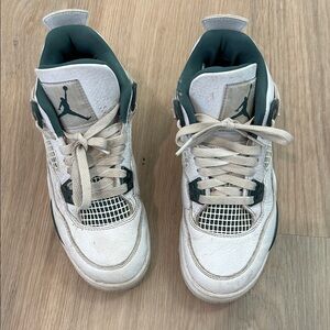 Nike Air Jordan 4 Retro Oxidized Green size 5Y